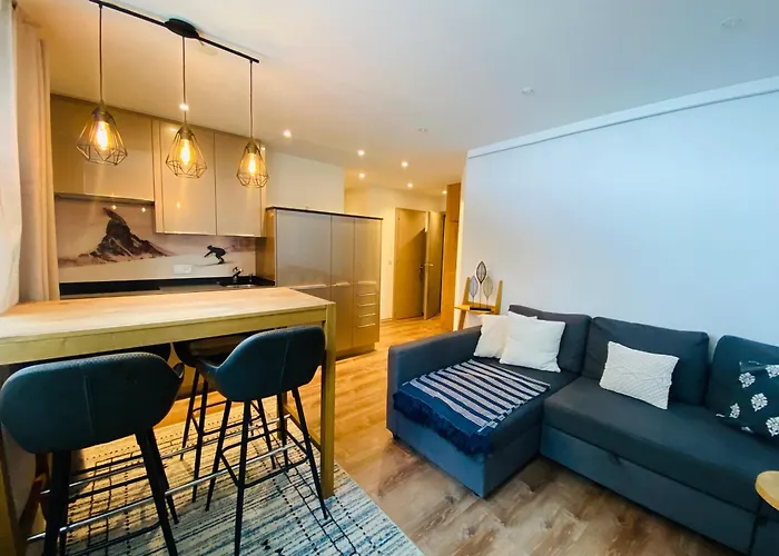 Cosy Modern With Balcony And Matterhorn View *