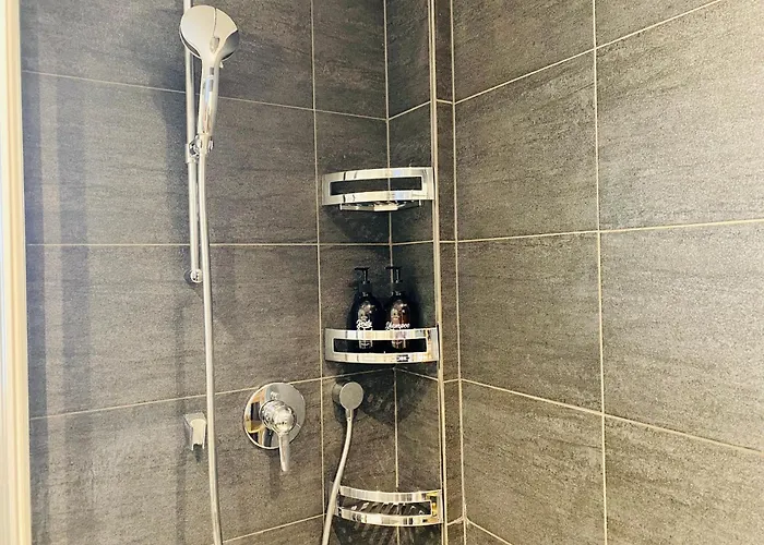 Cosy Modern With Balcony And Matterhorn View 公寓 *